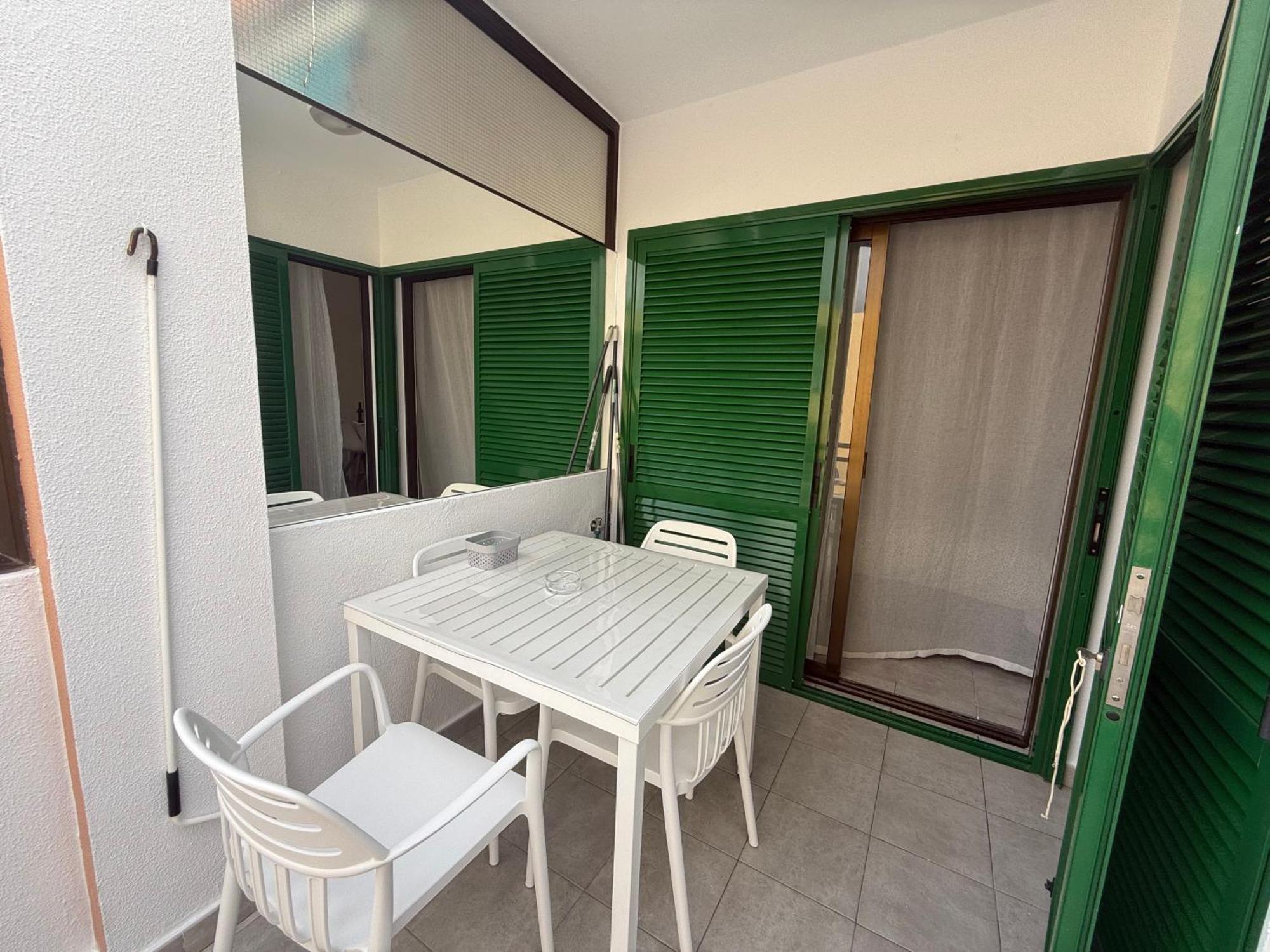 Apartamento Playa Las Vistas Arona  Exterior photo